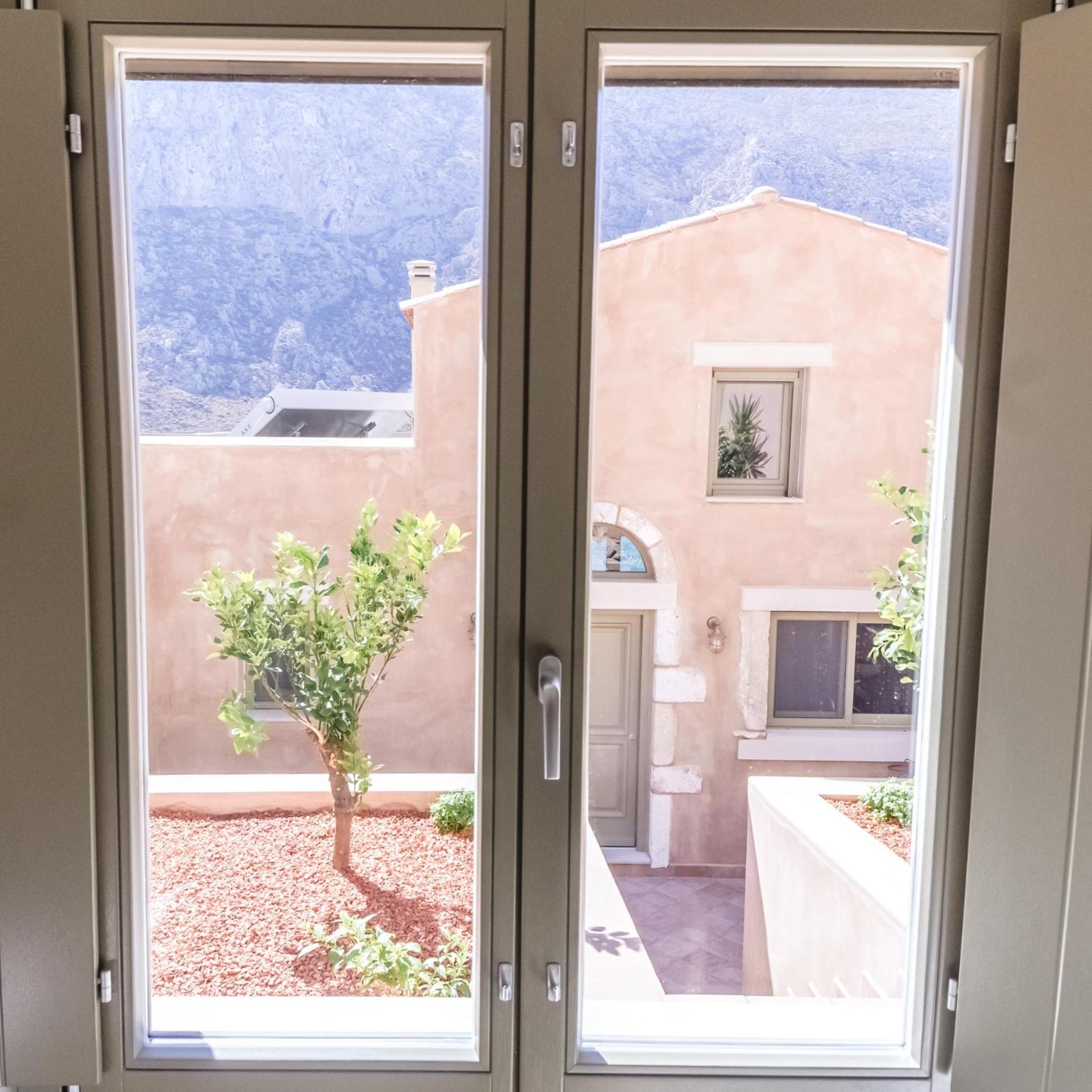 Petra Boutique Villas Arginonda Номер фото